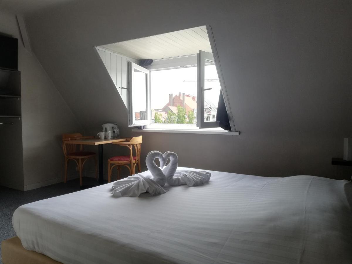 Logies Het Maantje De Panne Exterior foto